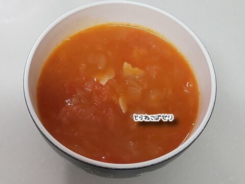 たっぷりトマトのスープ